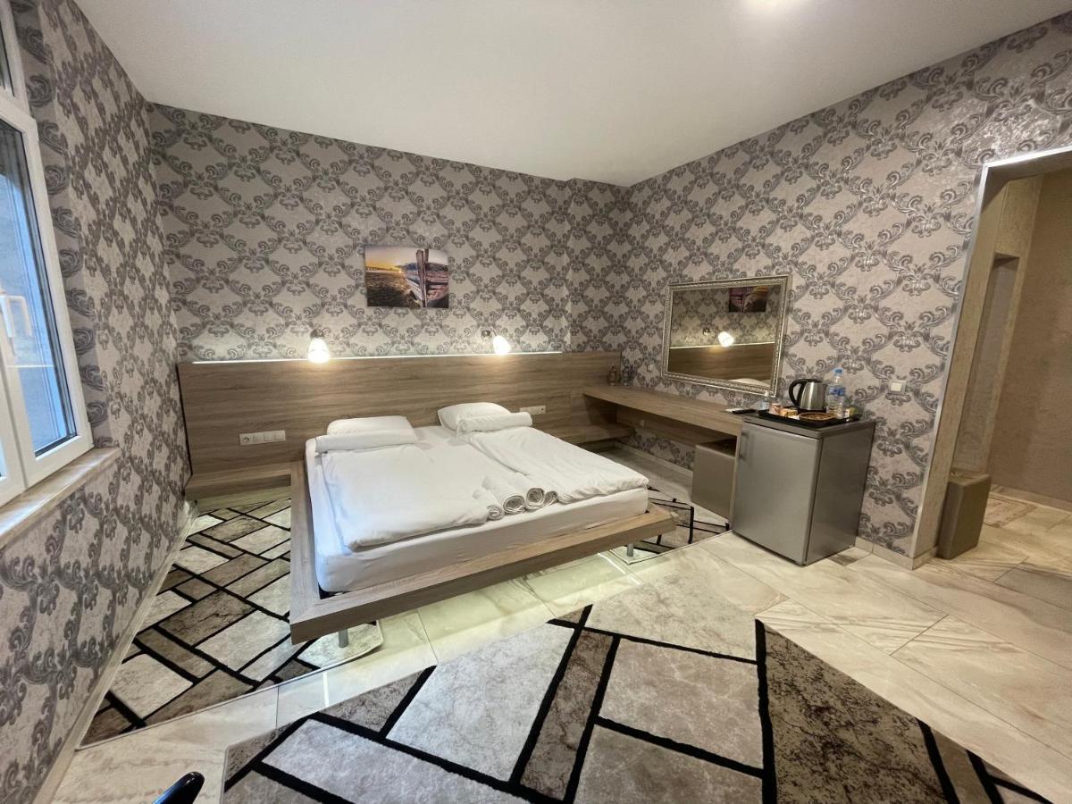 De Luxe Studio Burgas, City Center Екстер'єр фото